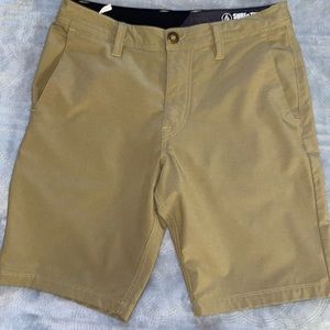 Volcom shorts